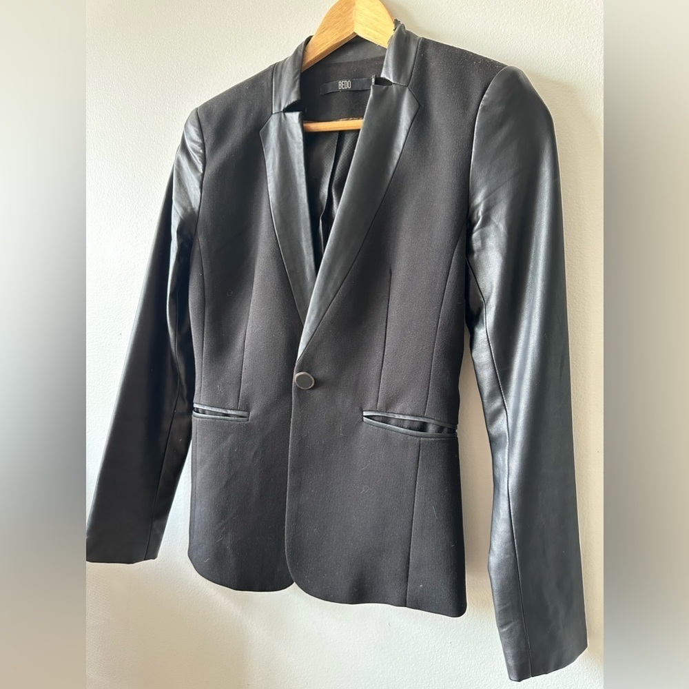 Bedo Blazer black in size small​​​​